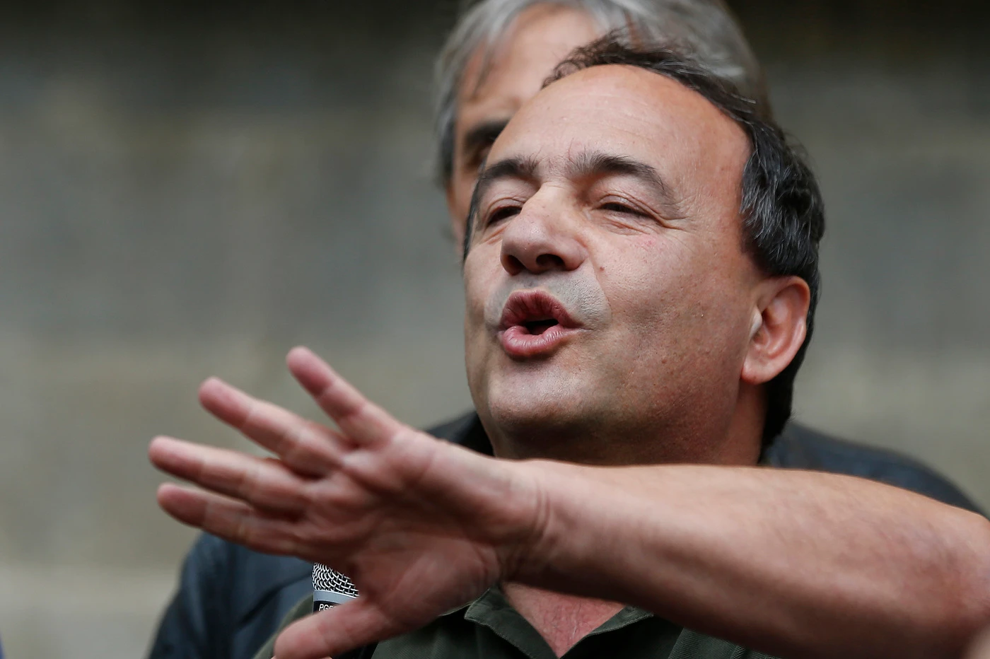 Matteo Salvini attacca Mimmo Lucano dopo il trionfo in Calabria: "Adotterò il modello Riace"