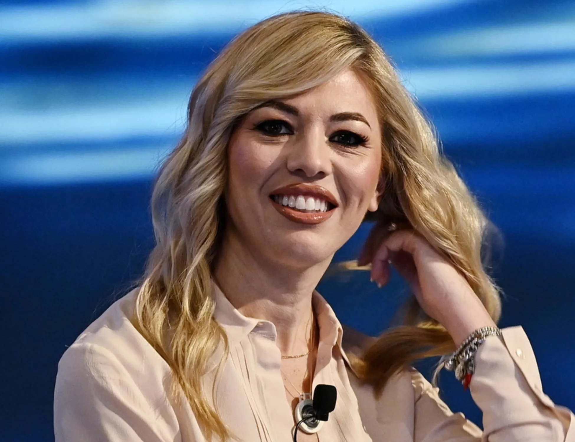 Leggi l'articolo: Boccia contro Claudia Conte: rissa tra le signore del gossip