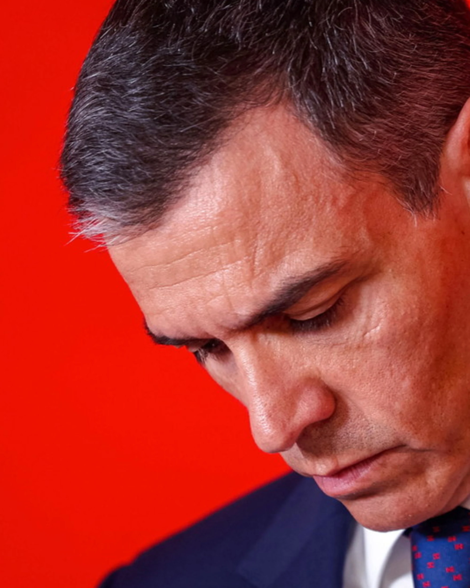 Sanchez, "Cerdan in carcere": tangenti socialiste, Spagna nel caos