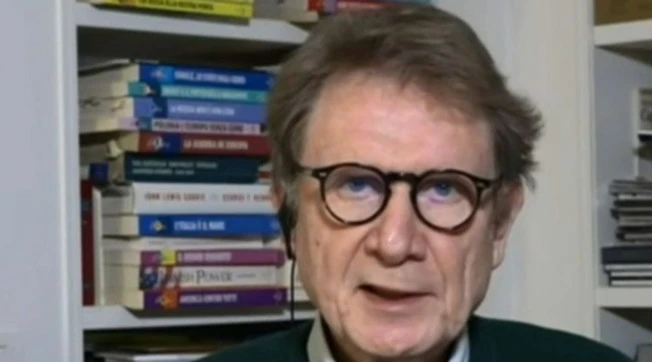 Caracciolo, "sacrifici senza precedenti": a cosa saranno costretti gli italiani