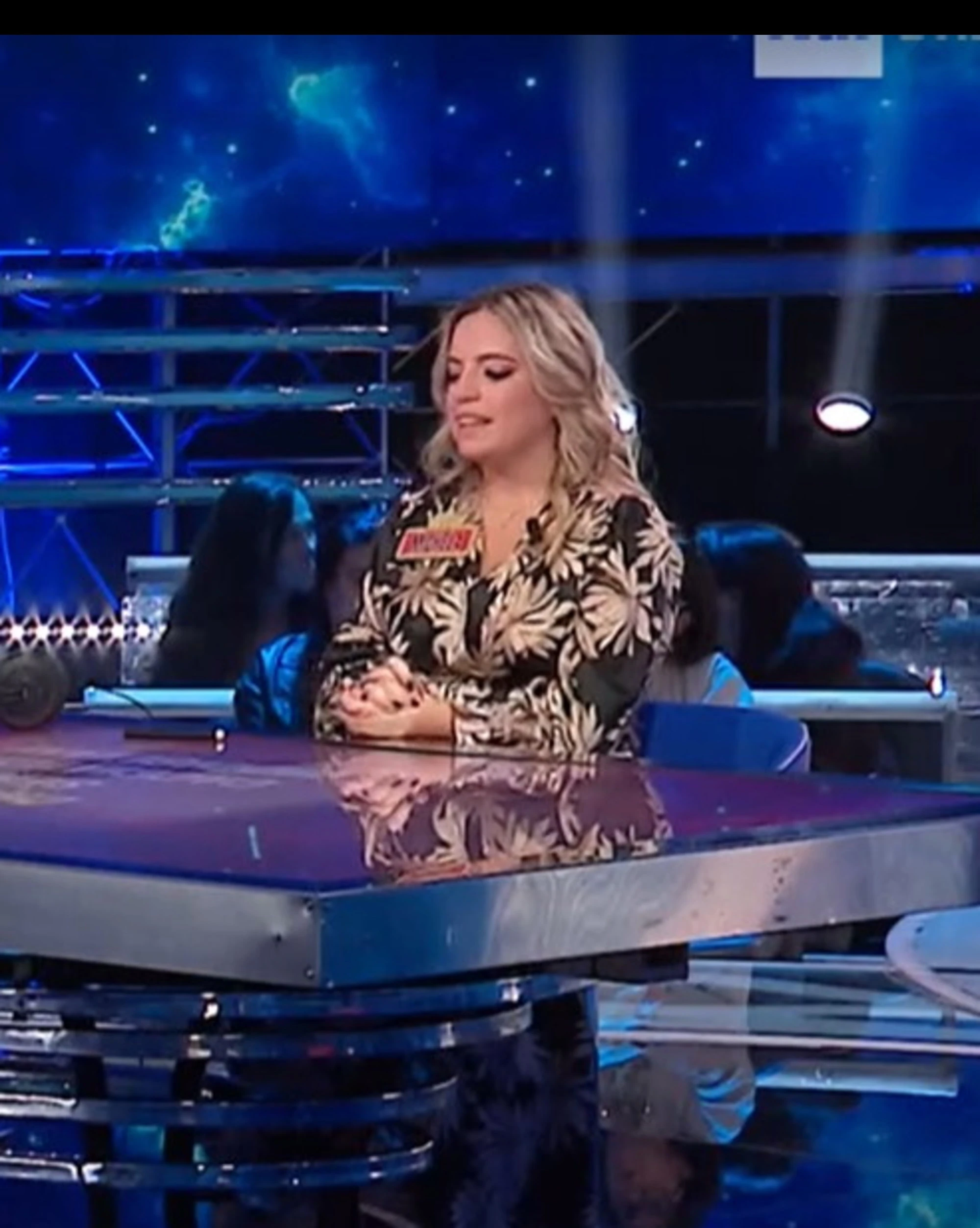 L'Eredità, Michela vince ma è un caso: "Indegno, una emerita cretina"