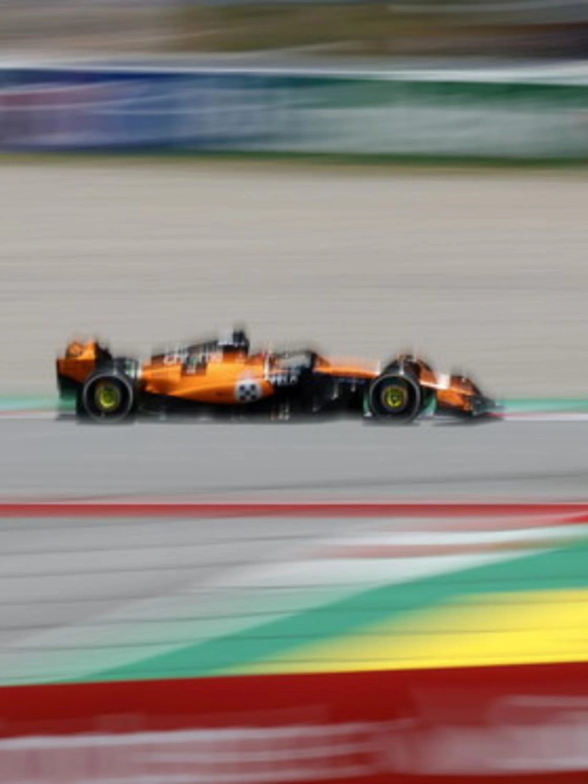 Gp Barcellona, dominio McLaren: pole-Piastri su Norris. Ferrari nel buio