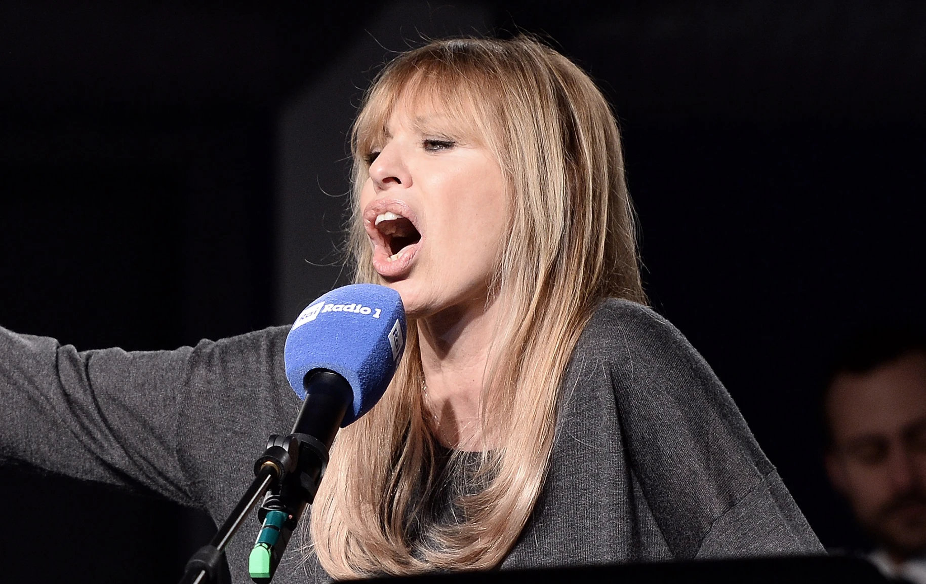 Alessandra Mussolini, sbandata grillina: "Tutto in vacca, fine vicina". Cosa le esce di bocca
