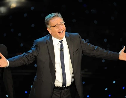 Paolo Bonolis in Rai per una sera, condurrà la serata in onore del Coni