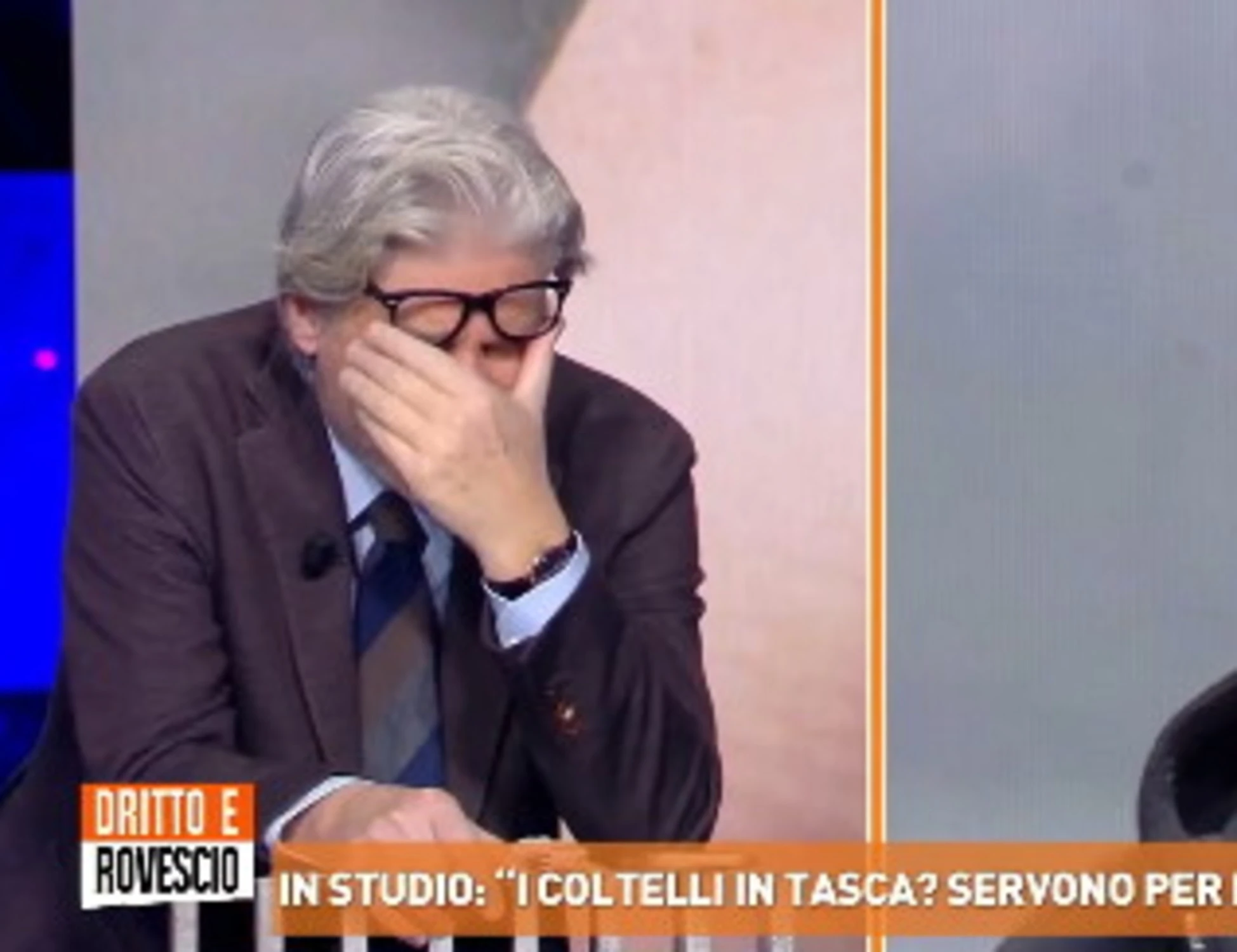 Dritto e rovescio, il maranza provoca e Del Debbio sbrocca: "Ma da chi!"