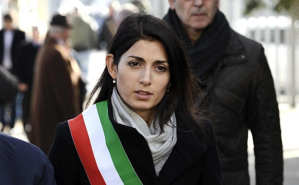Virginia Raggi, perché ha chiesto il giudizio immediato sulle nomine in Campidoglio