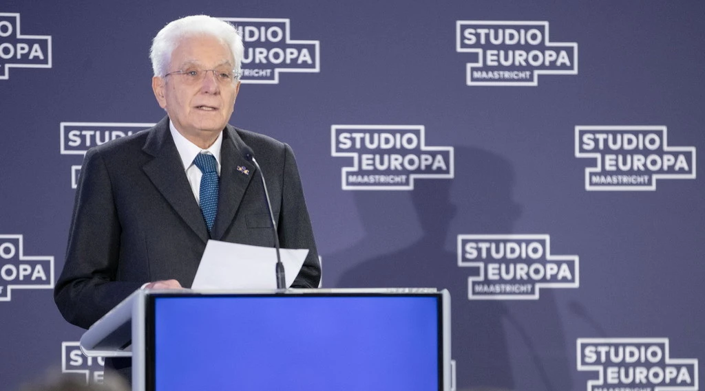 Ong, l'appello di Mattarella: "La Ue rispetti i diritti di tutti"
