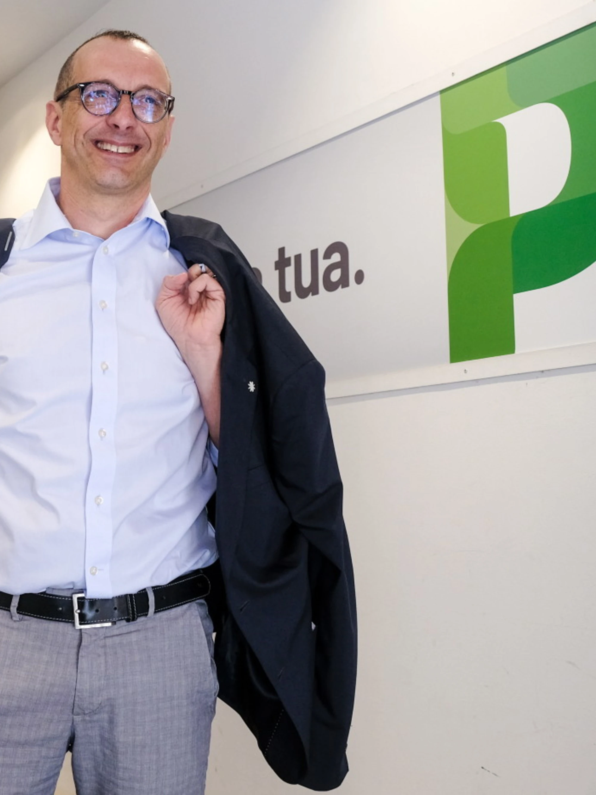 Matteo Ricci, assalto alla sede Pd? E danno la colpa alla destra...