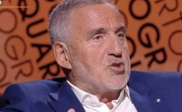 https://media.liberoquotidiano.it/QwFcFG6K93FBJQXmvcqWi83Q9D4WVwzsYXNPo_k2Q0Y/width:800/quality:90/aW1hZ2VzLzIwMjUvMTAvMjcvMTAzNDMyMjk4LWMzYzgzYWU3LTc2M2YtNGVhOS04NzhiLWQ5MjcxNzdlNTdhMC5qcGc.webp