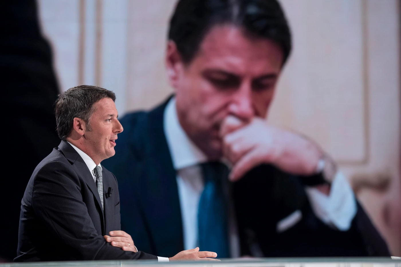 Conte licenziato da Renzi: "Avanti fino al 2023, con o senza lui. Igiene istituzionale contro Salvini"