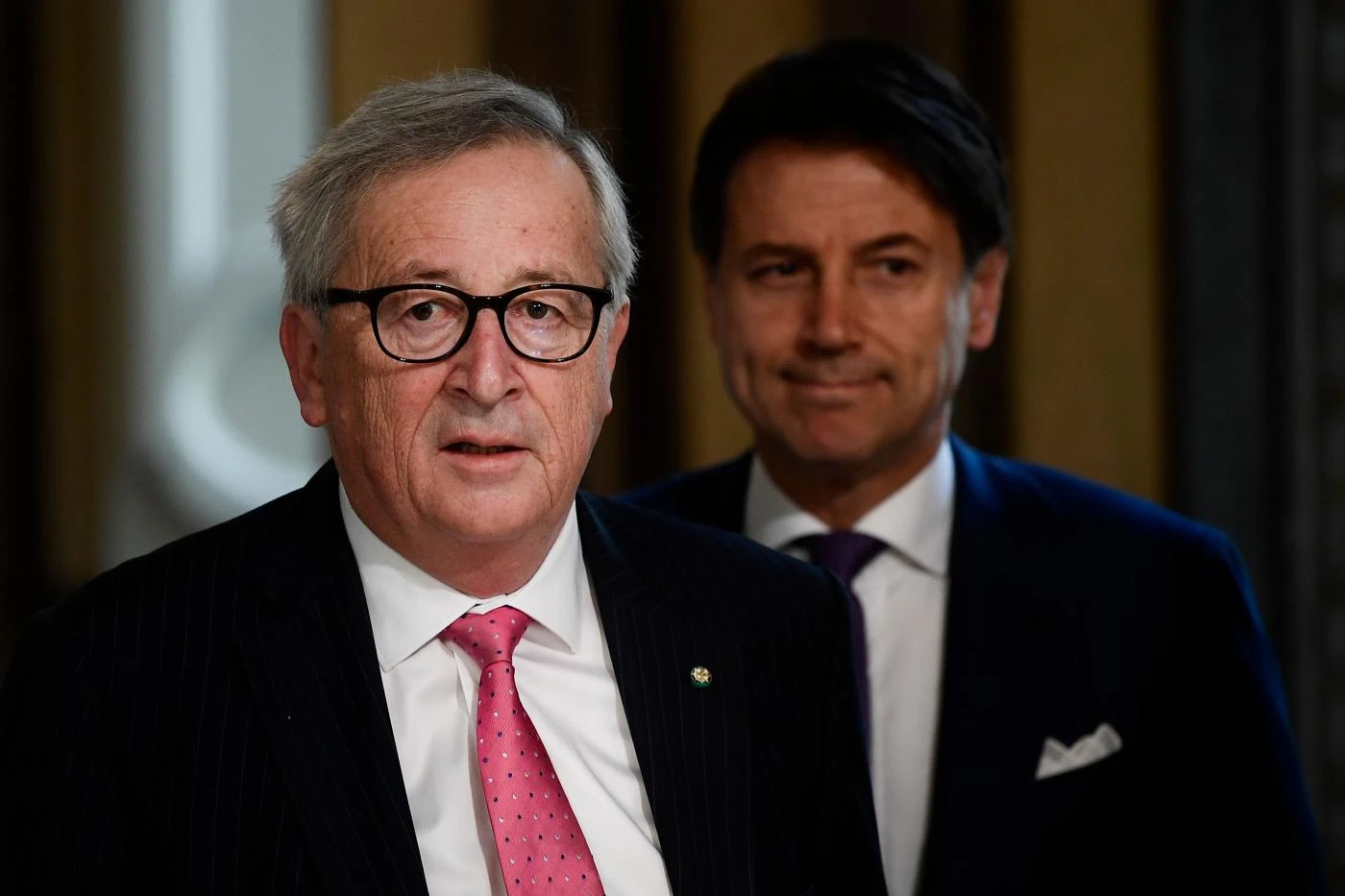 Giuseppe Conte, la "revoca di firma". Umiliato in Europa, ufficiale: comandano Salvini e Di Maio