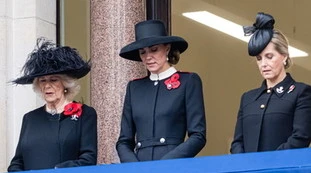 Regina Elisabetta malata, Kate Middleton regina. La situazione precipita, la verità dietro queste foto