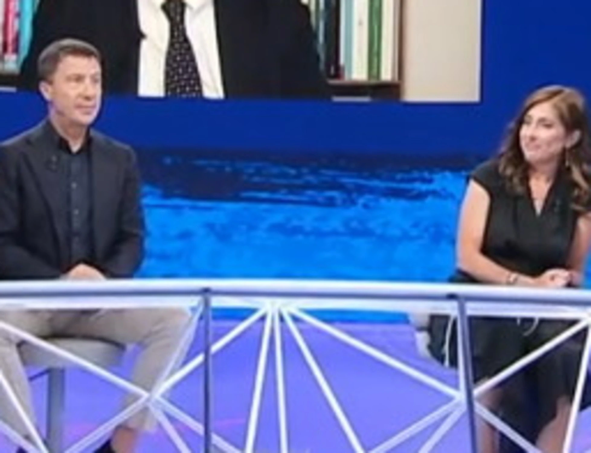 In Onda, Italo Bocchino liquida Sara Menafra: "Tu non domandi e io rispondo"