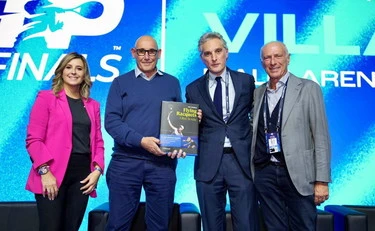 La magia del tennis in 150 scatti unici