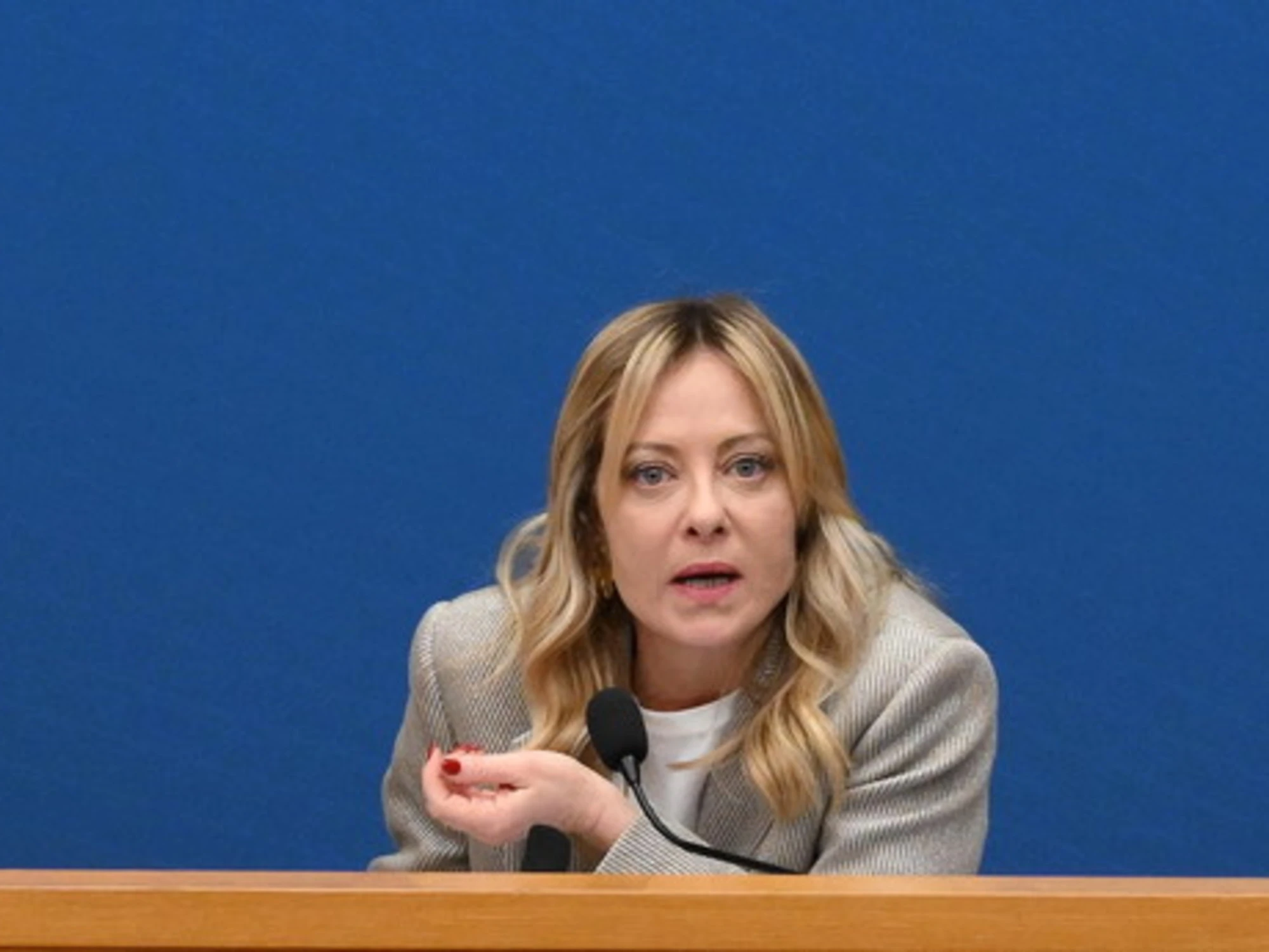 Giorgia Meloni, rumors: la mossa per la Famiglia nel bosco