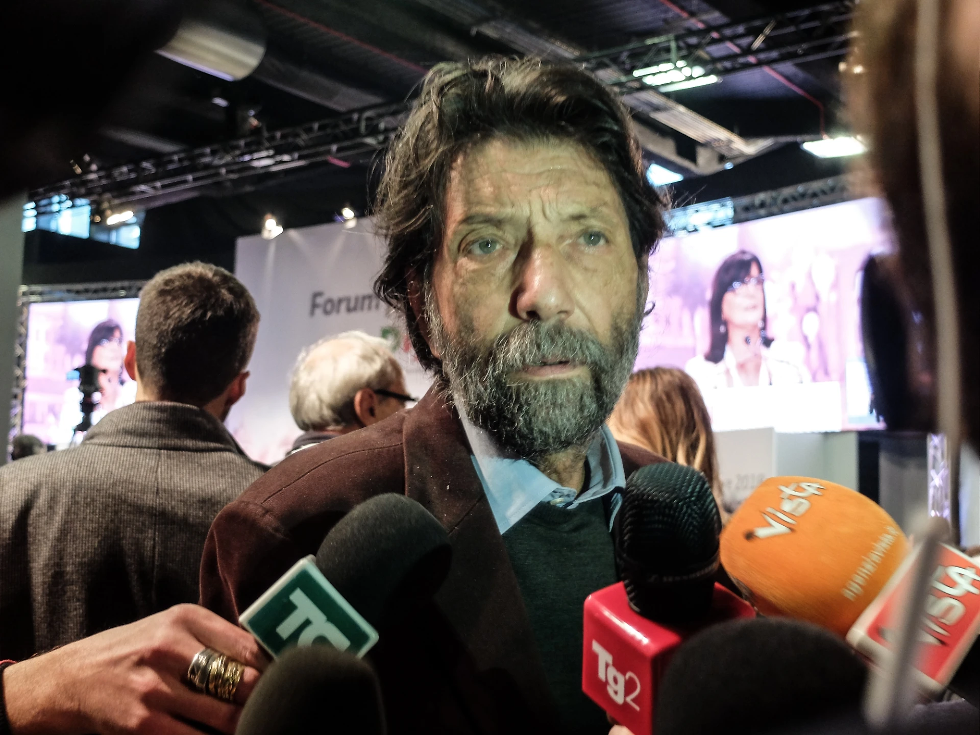 Massimo Cacciari: "M5S e Pd ci dicano subito cosa faranno per fermare Matteo Salvini"