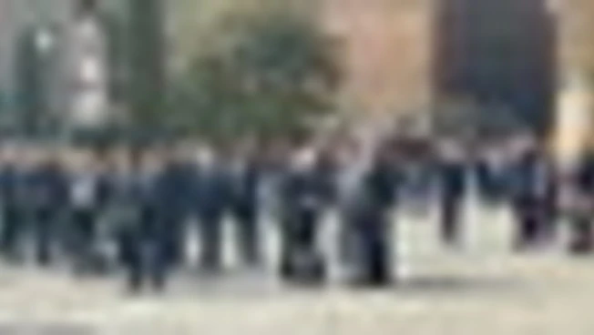 Mattarella con il re a Salamanca: saluta studenti italiani in Erasmus