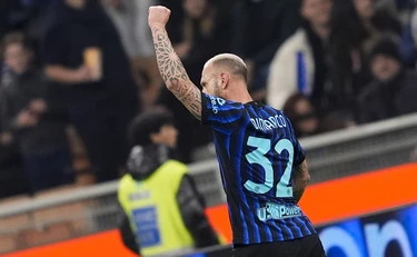 Inter, Genoa sconfitto a San Siro 2 a 0: lo scudetto si avvicina