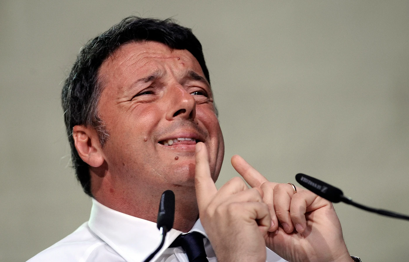 Matteo Renzi, bluff svelato dal suo ex fedelissimo Nardella: "Lui lo sa bene...". La verità su Pd e M5s