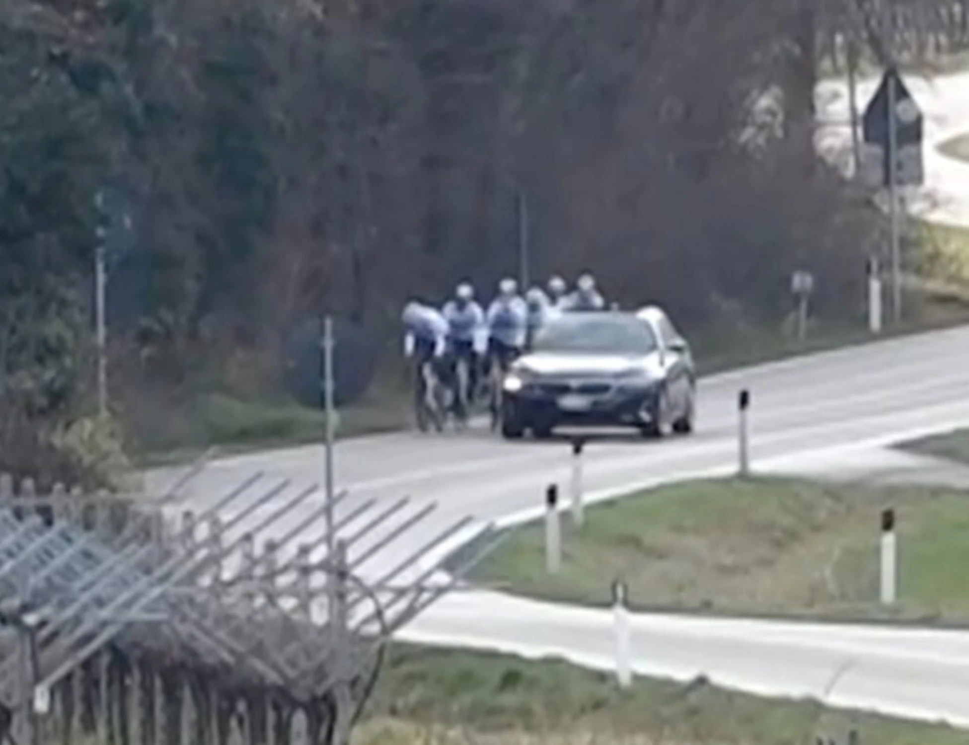 Verona, spari contro i ciclisti: sconcerto, chi ha aperto il fuoco e perché