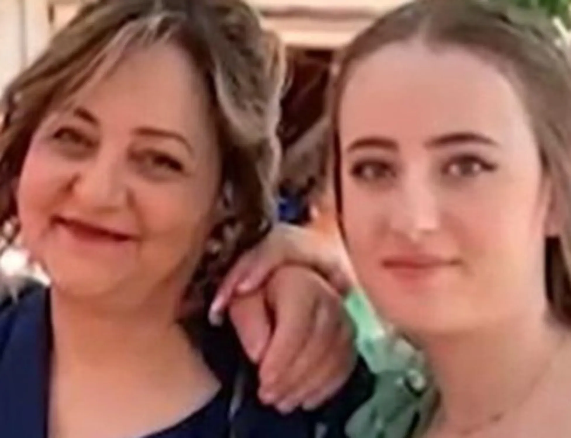 Leggi l'articolo: Avvelenate con la ricina, 'Mister X' e la pista che porta all'Fbi