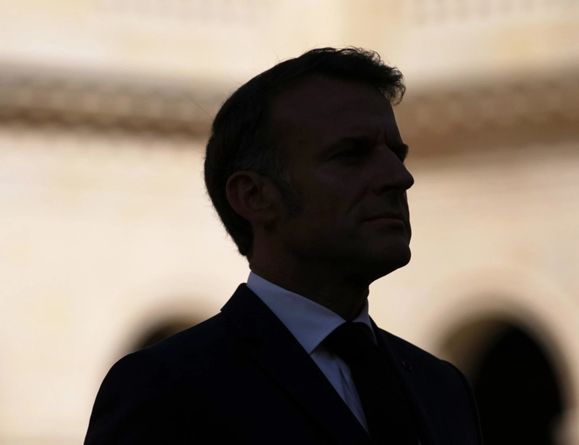 Macron alla frutta, la gente con i forconi