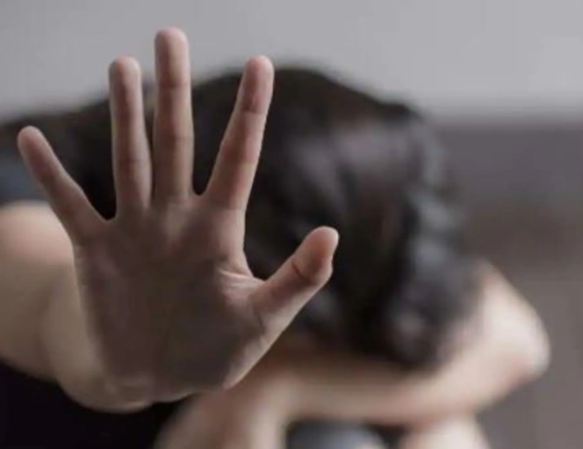 Treviso, 16enne violentata nello scantinato del kebabbaro: chi sono le belve