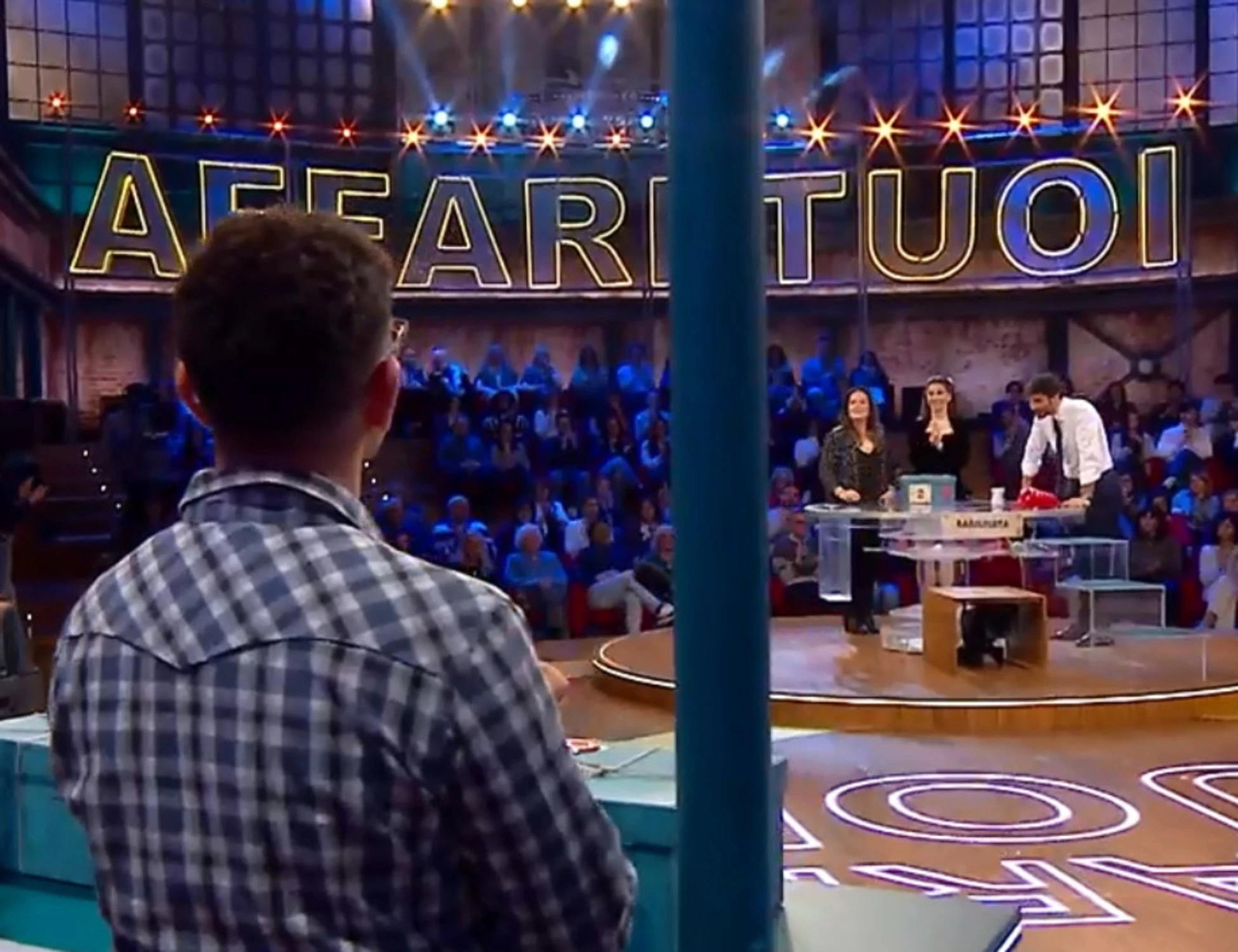 Affari Tuoi, De Martino: "Come il cacio sui maccheroni"