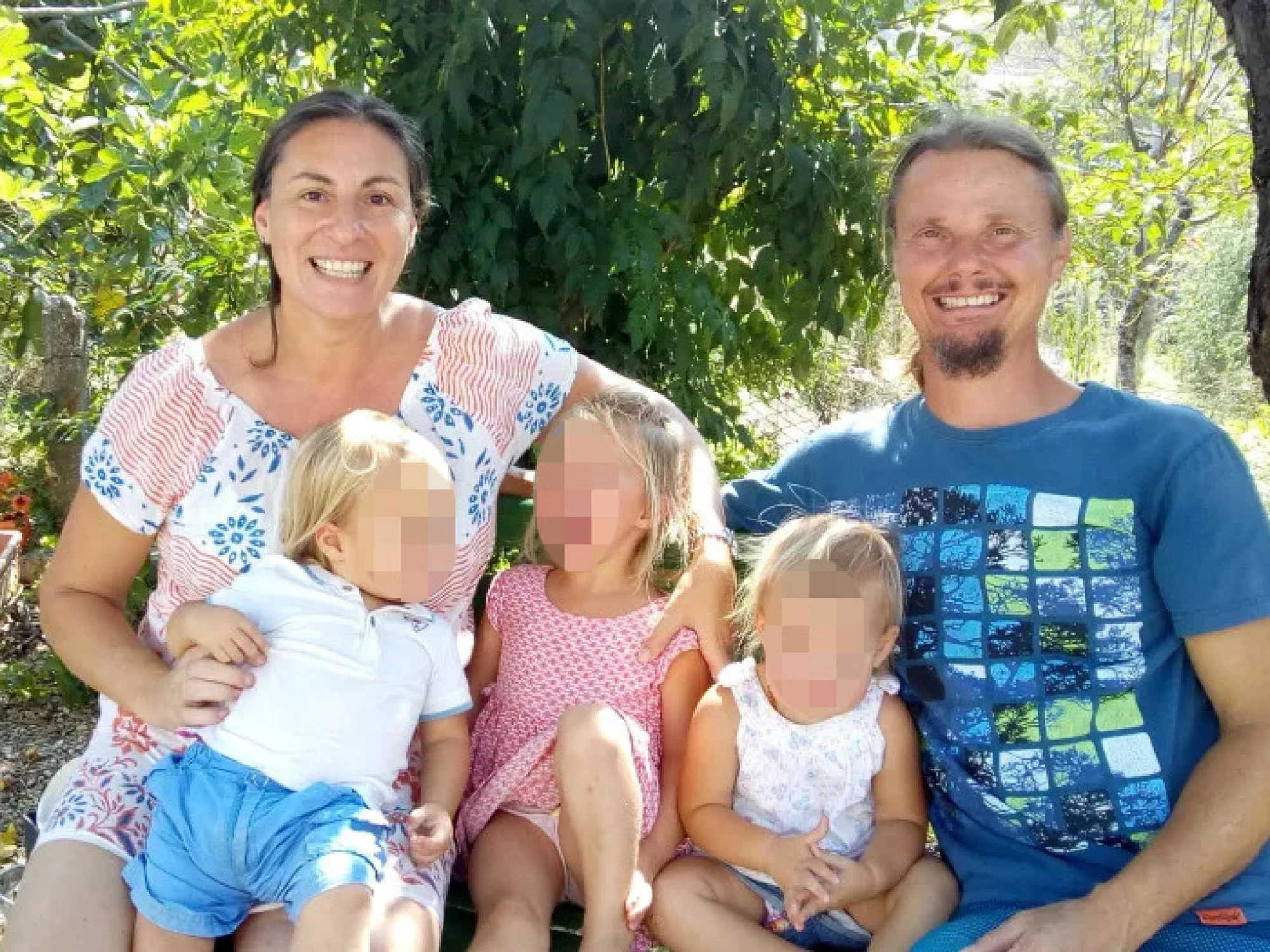 Famiglia nel bosco, Meloni dura con le toghe? La sinistra va in crisi isterica