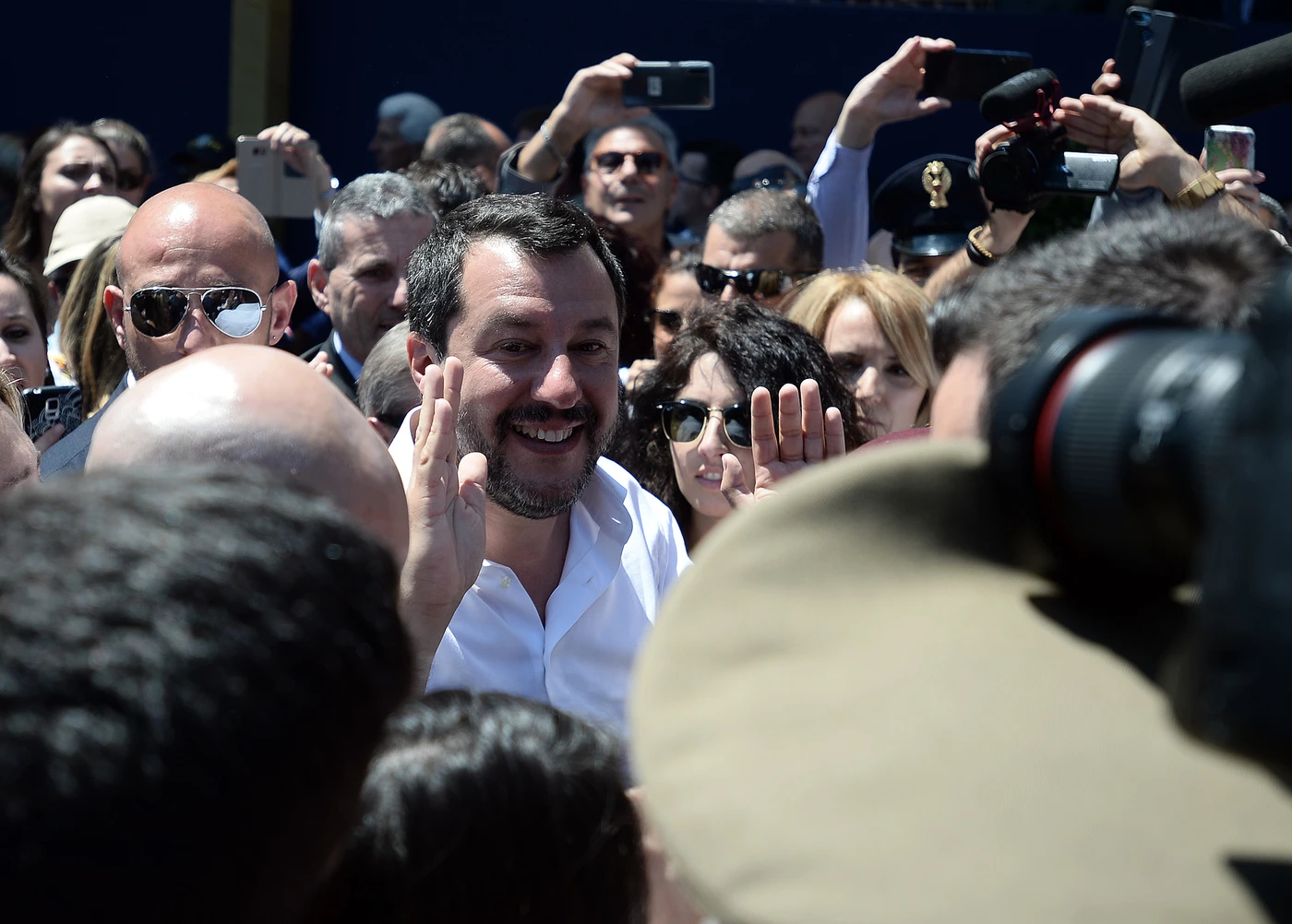 Matteo Salvini, il sondaggio non mente: la Lega frega Pd e Papa Francesco, dove pesca i voti decisivi