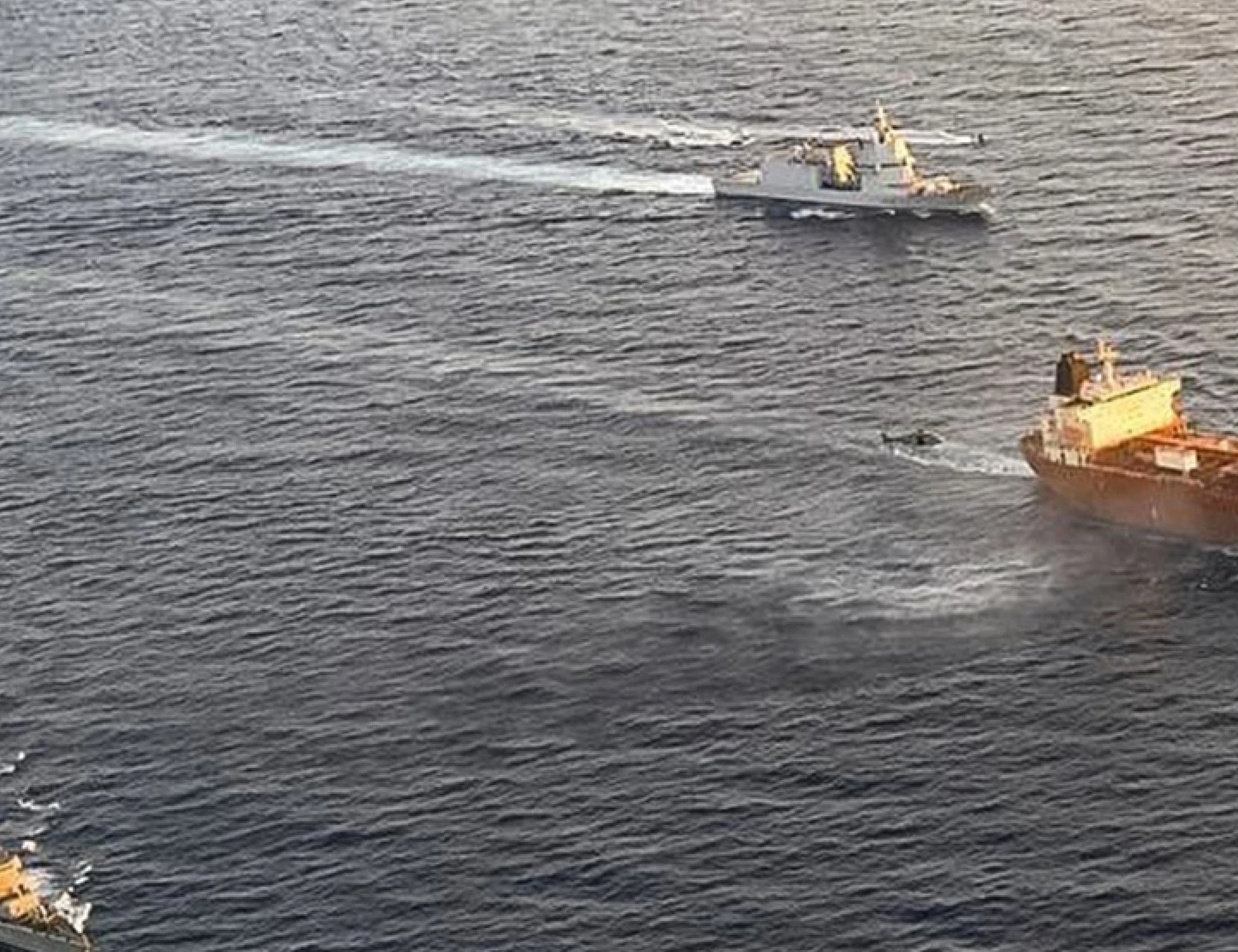 Nave russa fermata a Pantelleria: ecco come ci minaccia la flotta-ombra
