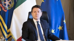 Giuseppe Conte denunciato per strage per il coronavirus: Taormina, bomba giudiziaria sul governo