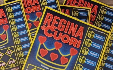 Senigallia, compra un Gratta e Vinci da 10 euro e vince 2 milioni: chi è la fortunata