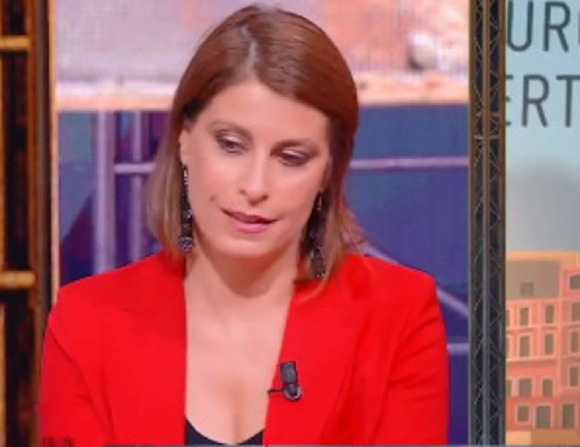 Realpolitik, Pina Picierno cita "Bella ciao" ed Elisabetta Piccolotti dà di matto
