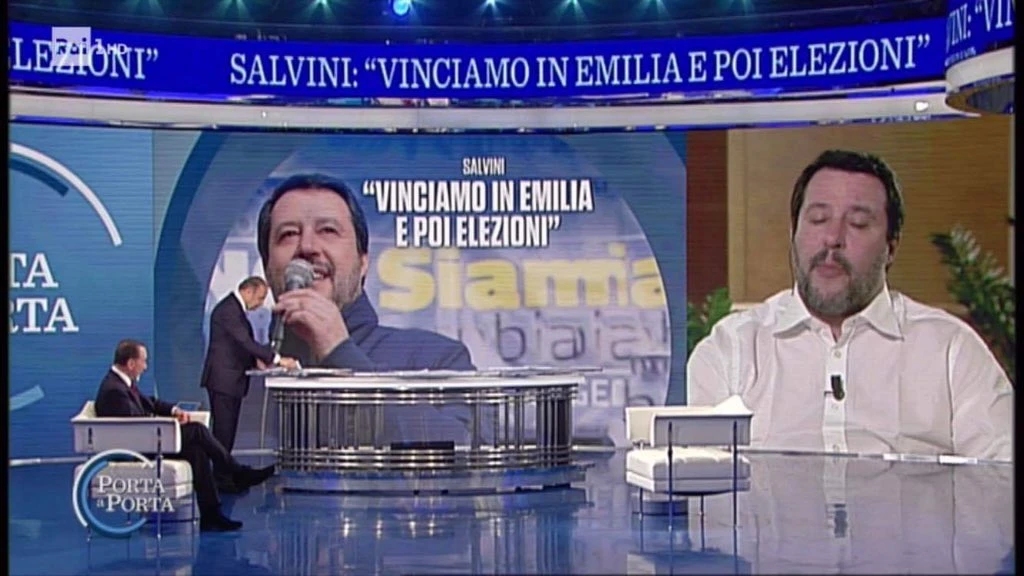 Bruno Vespa dà la parola a Matteo Salvini nell'intervallo di Juve-Roma: bufera in Rai, "è uno spot"