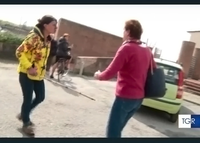 Rai, troupe aggredita nel campo rom a Prato: finisce in disgrazia. Ma ora si muove Matteo Salvini