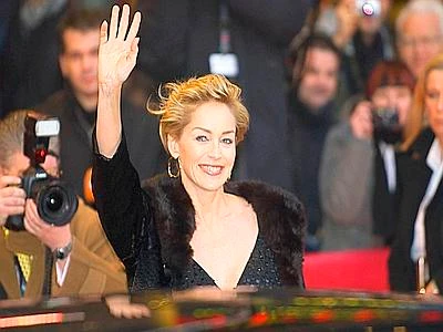 Sharon Stone e Cat Stevens in scena per i 20 anni dell'organizzazione Green Cross