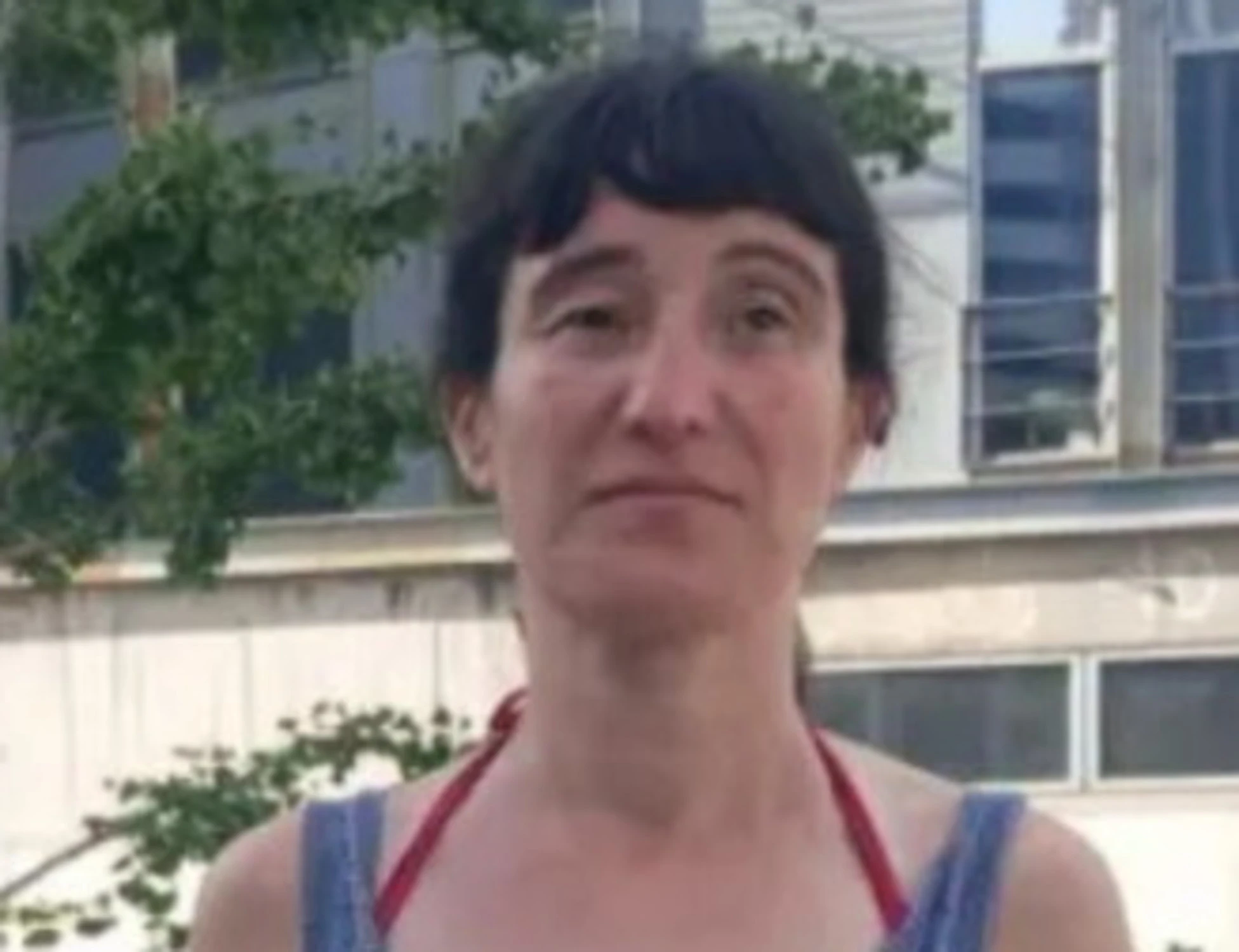 Ospita il migrante in casa e lui la sfratta: beffata l'attivista di sinistra