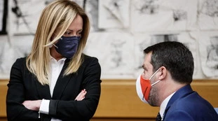 Sondaggio Mentana, fuga-Meloni ma non basta: le cifre delle pesanti perdite del centrodestra