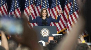 La bolla mediatica Harris e la pallottola di Trump