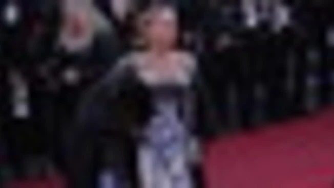 Cannes, serata di stelle: Sharon Stone regina del red carpet