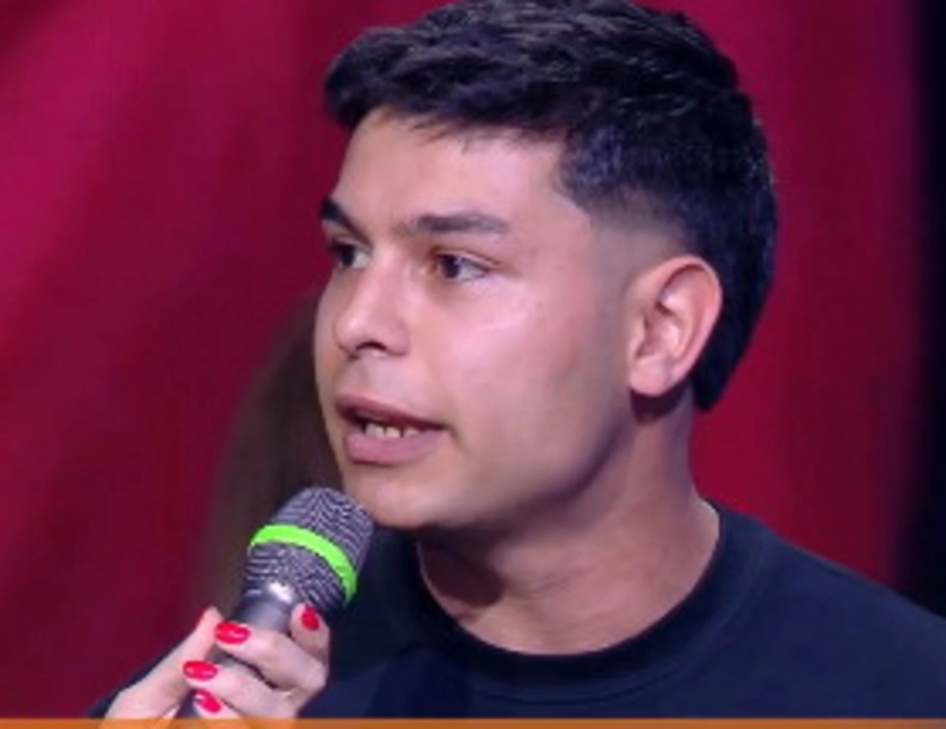 Del Debbio sbrocca con il romeno: "L'obbligo di uscire dai cog***i!"