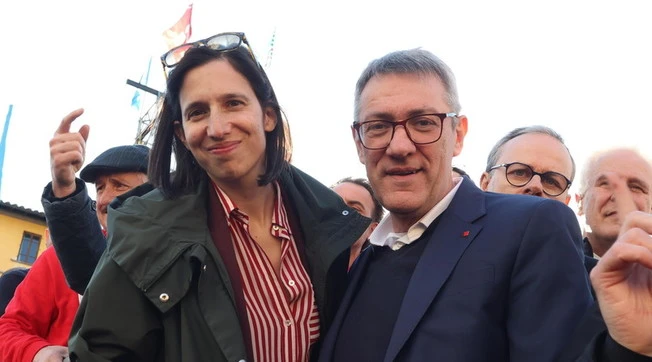 Schlein, panico Pd: "Piazza vuota. Basta una bandiera e siamo fritti"