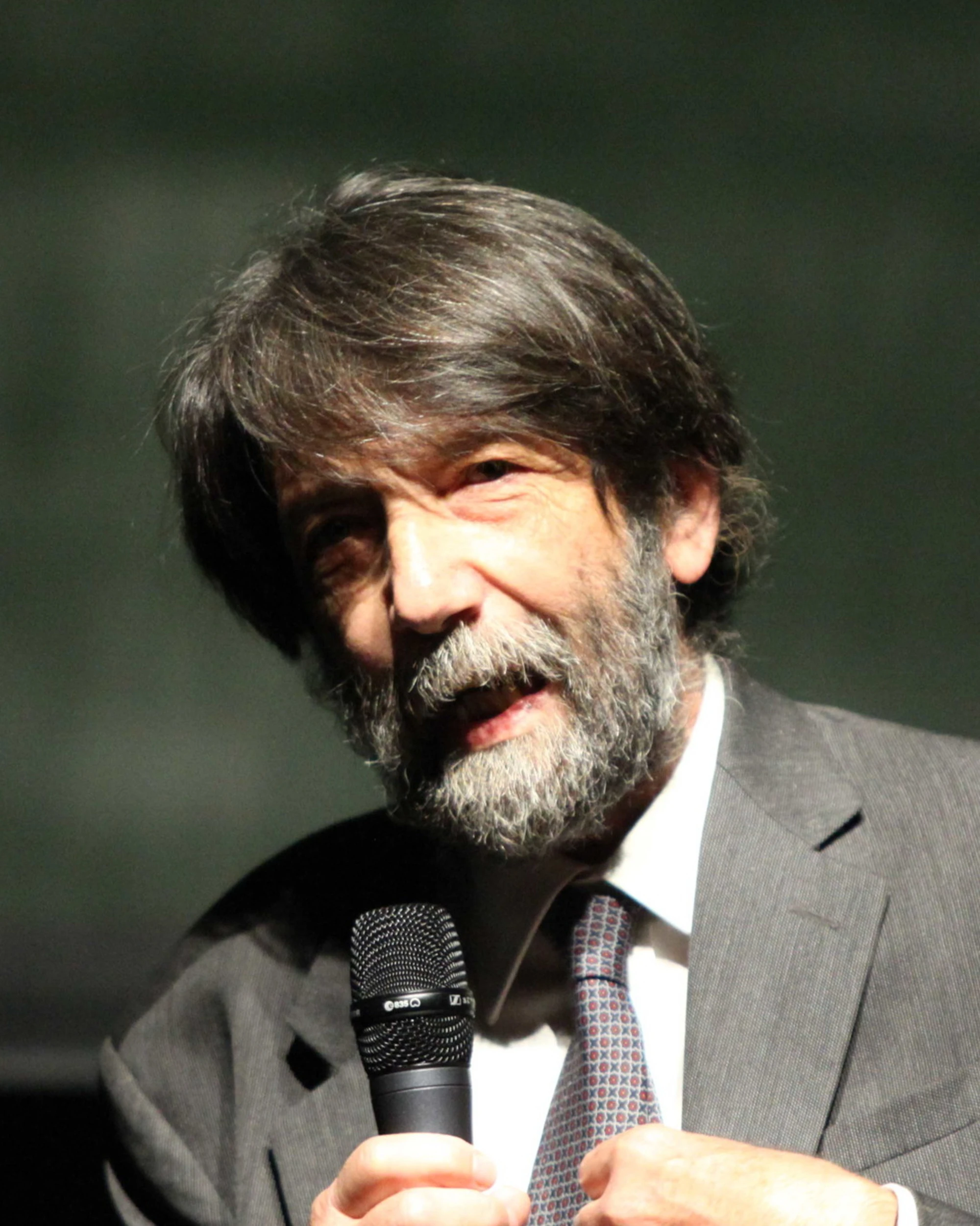 Massimo Cacciari e il caso-Merz: "Si sfascia l'Europa, al voto subito"