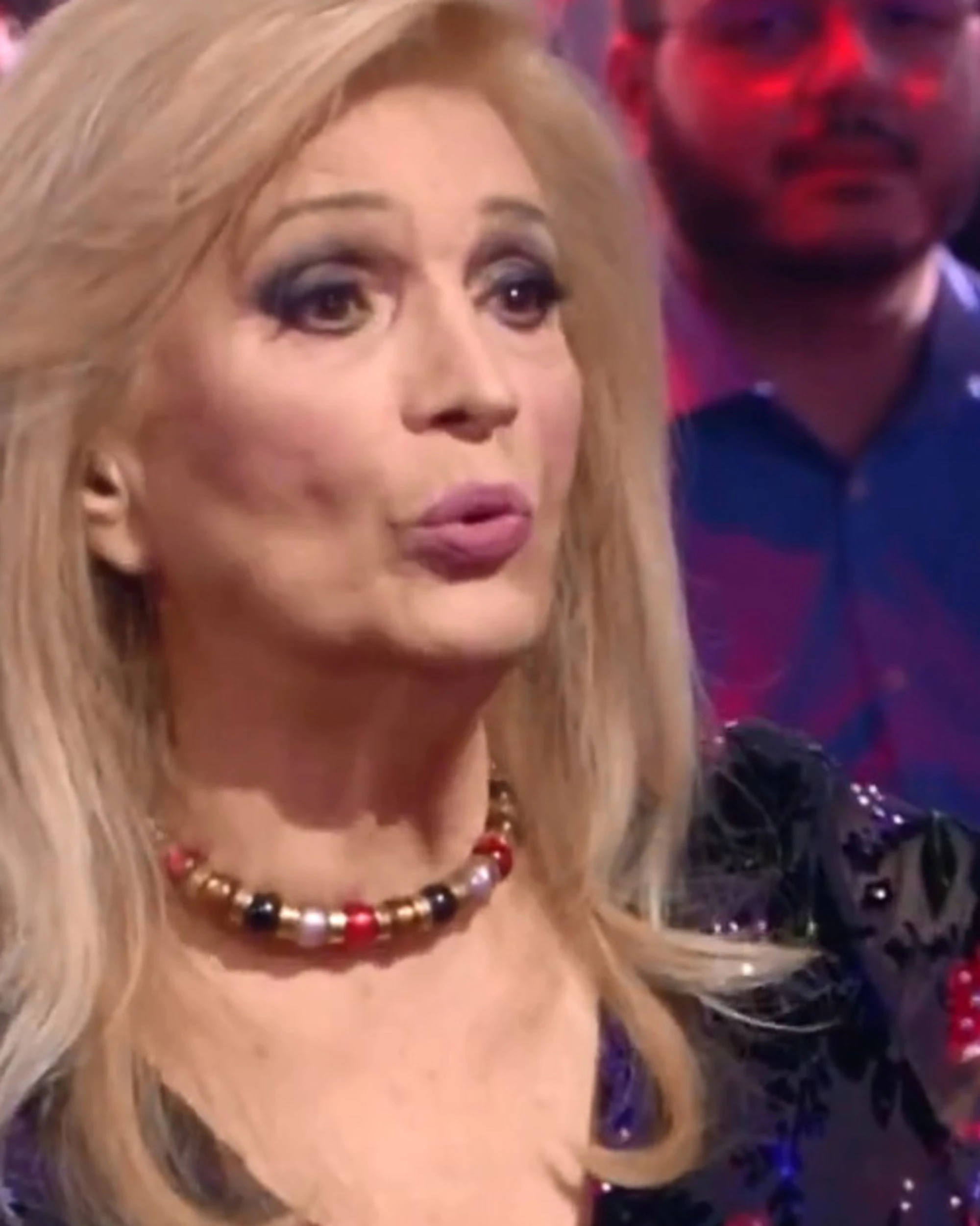 Dritto e Rovescio, Iva Zanicchi: "Quando ho pensato di farmi suora"