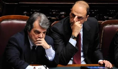 Brunetta ad Alfano: "Ti teniamo d'occhio"
