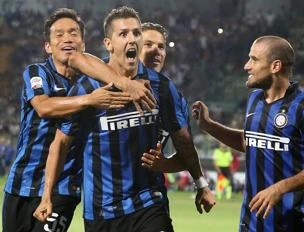 L'Inter vince e va in testa alla classifica. Il Napoli si fa rimontare due gol