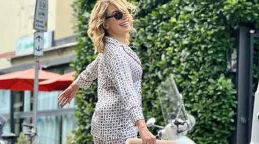 Barbara D'Urso, addio alla tv? "Indovinate dove siamo..."