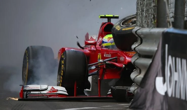 Brividi al Gran Premio di MontecarloBrutto incidente per Massa