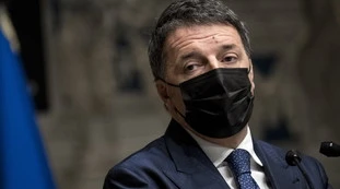 Matteo Renzi, "ha alimentato la crisi per conto di terzi": il sospetto su come si è arrivati a Mario Draghi